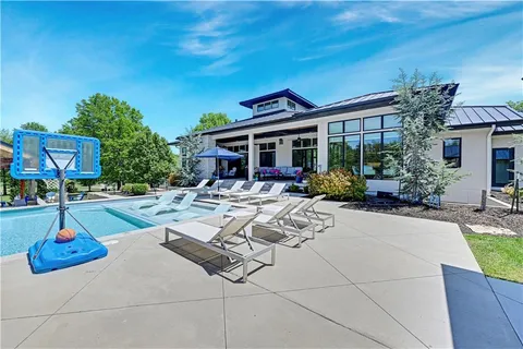$3,385,000 | 21100 West 105th Street, Olathe, KS 66061