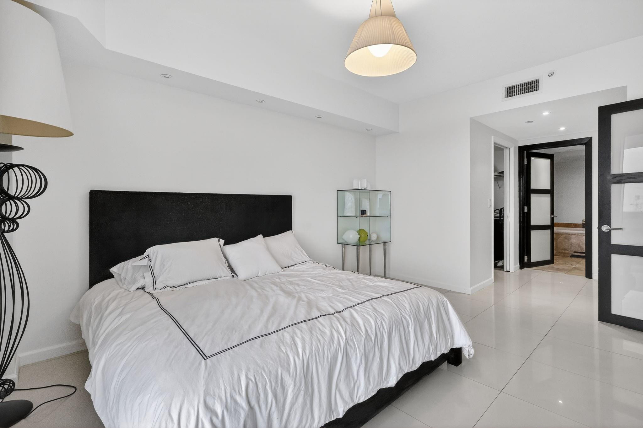 9595 Collins Avenue, Unit N8F Surfside, FL 33154 - Photo 23 of 48 Photo 23