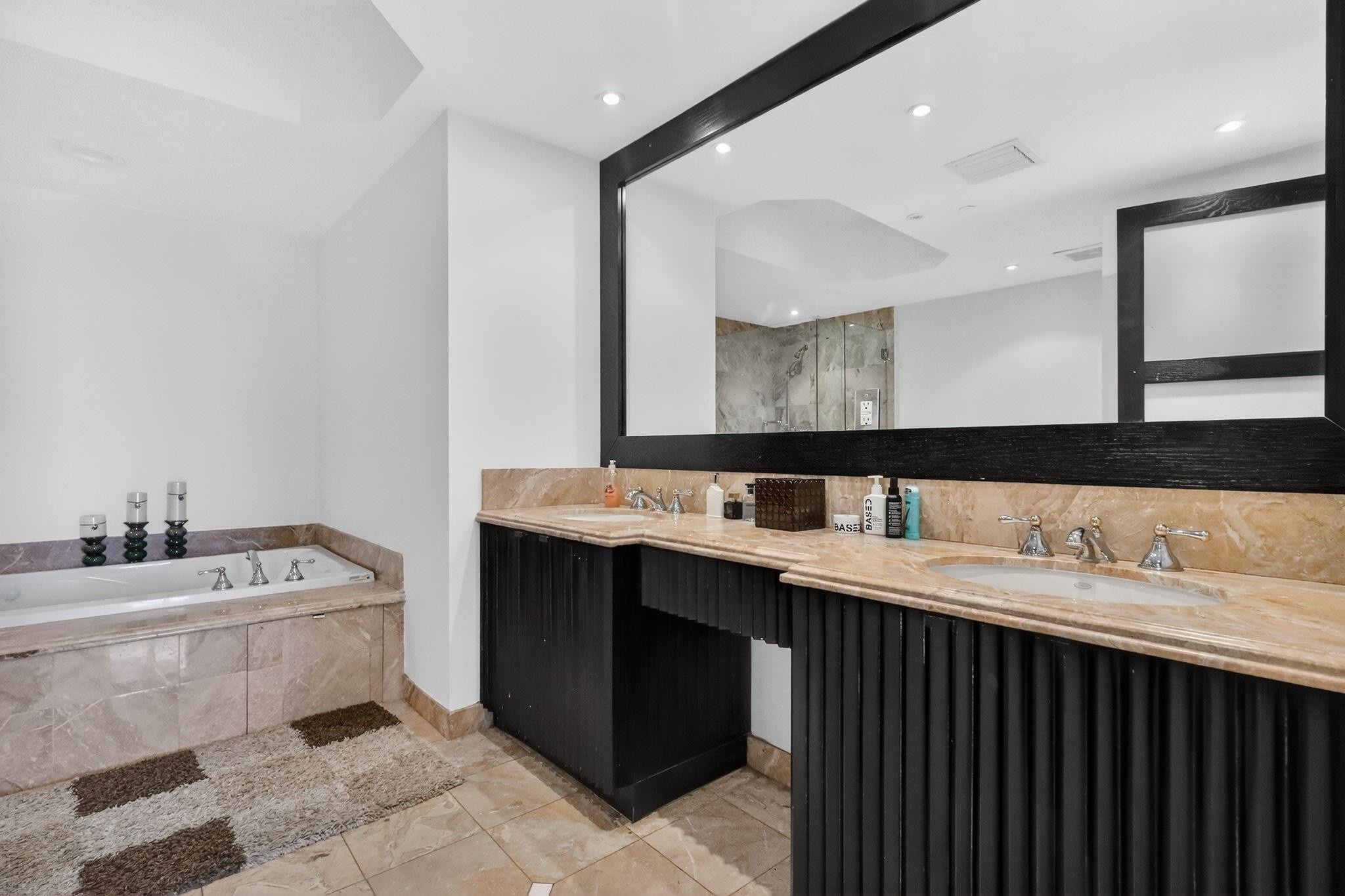 9595 Collins Avenue, Unit N8F Surfside, FL 33154 - Photo 29 of 48 Photo 29