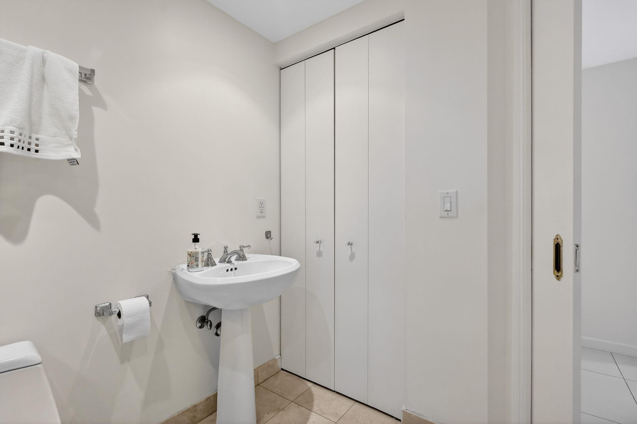 9595 Collins Avenue, Unit N8F Surfside, FL 33154 - Photo 37 of 48 Photo 37