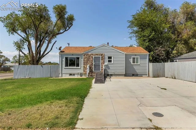 $290,000 | 2901 Denver Boulevard, Pueblo, CO 81008