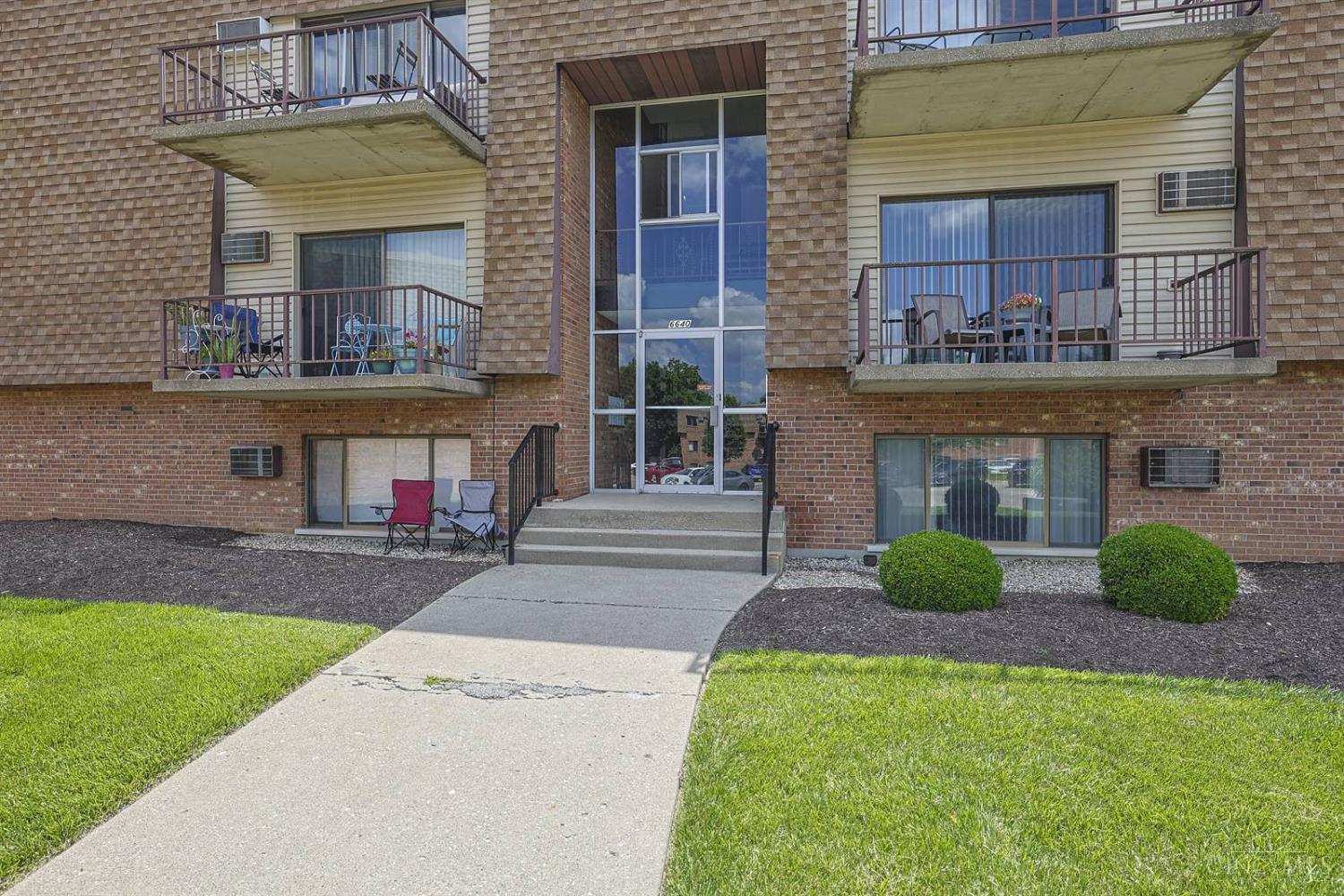 6640 Hearne Road, Unit 172 Cincinnati, OH 45248 - Photo 3 of 24