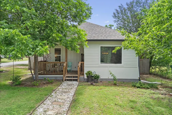 $1,850 | 514 Wyeth Street, Taylor, TX 76574