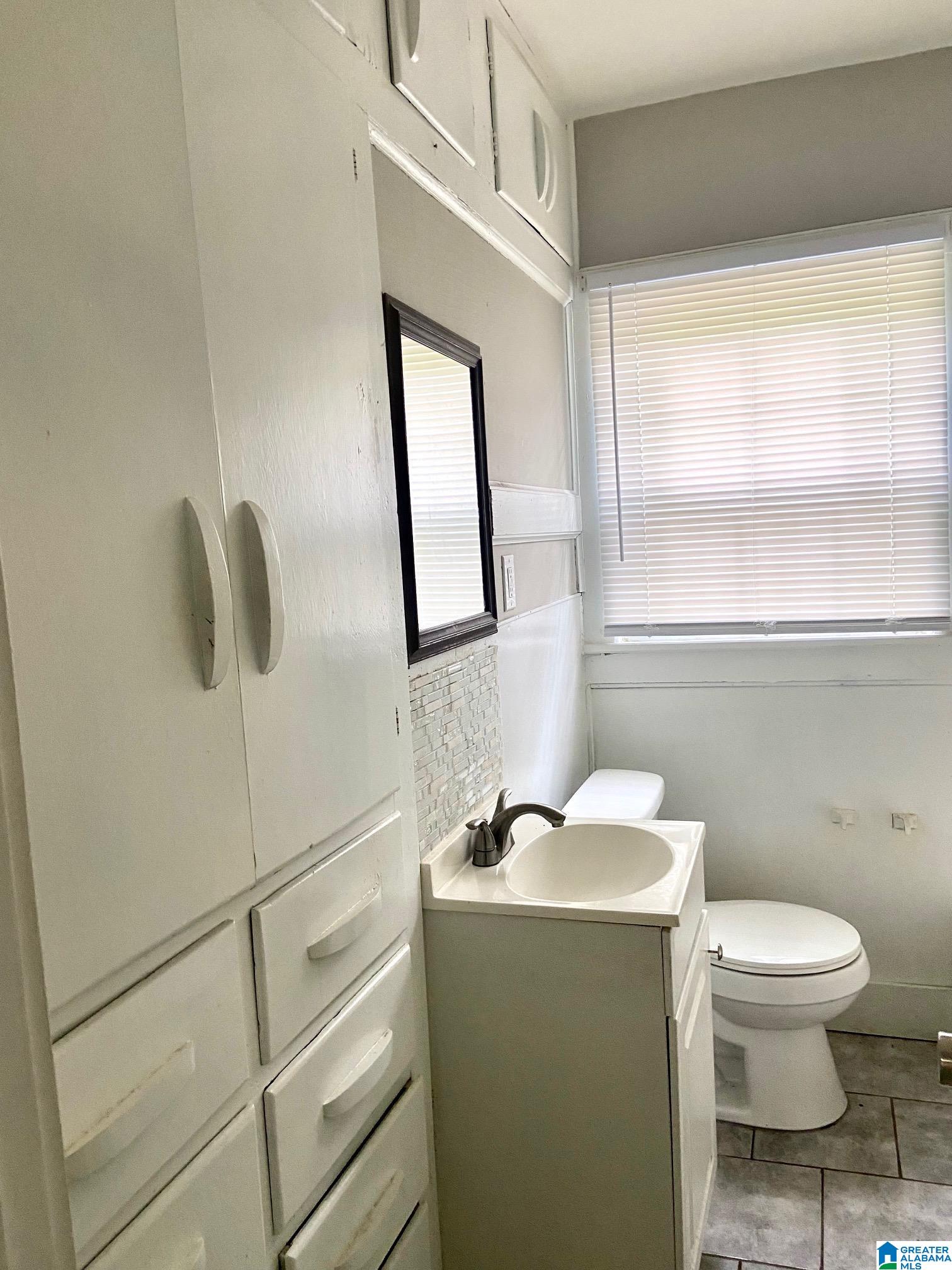 937 Pine Hill Road Birmingham, AL 35235 - Photo 12 of 21