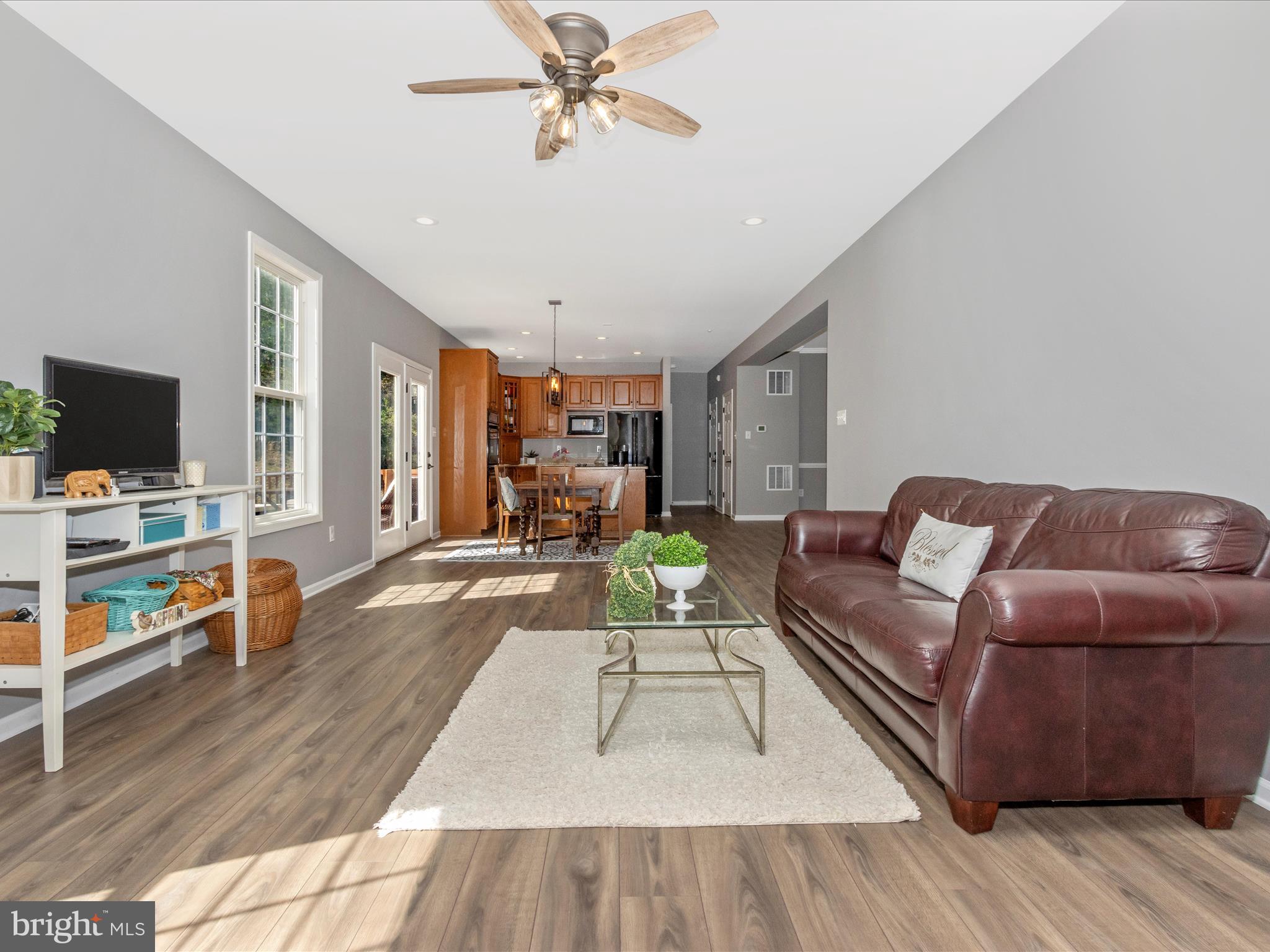 6328 Yeagertown Road New Market, MD 21774 - Photo 12 of 59 Family Room