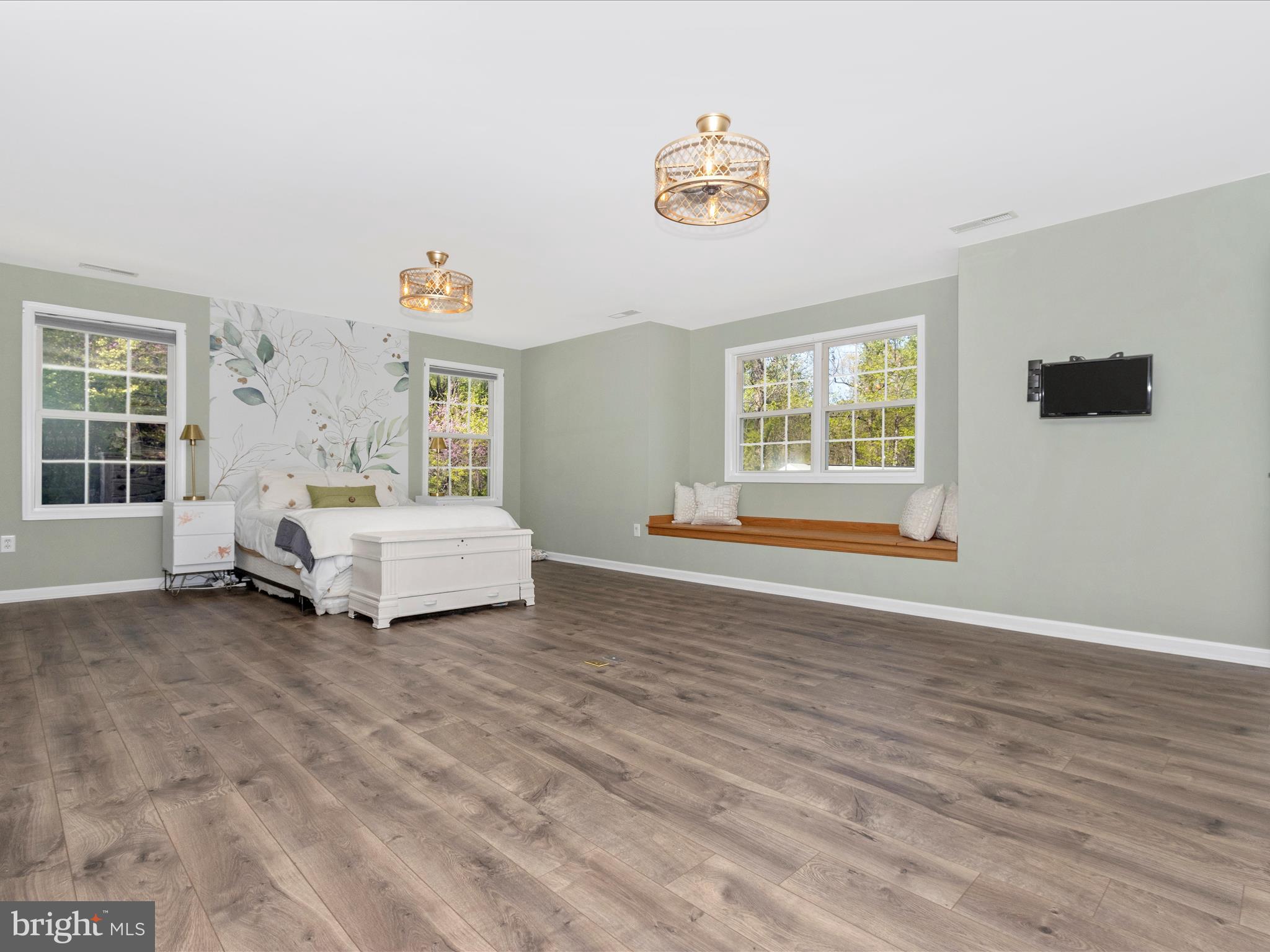 6328 Yeagertown Road New Market, MD 21774 - Photo 19 of 59 Enormous Primary Bedroom