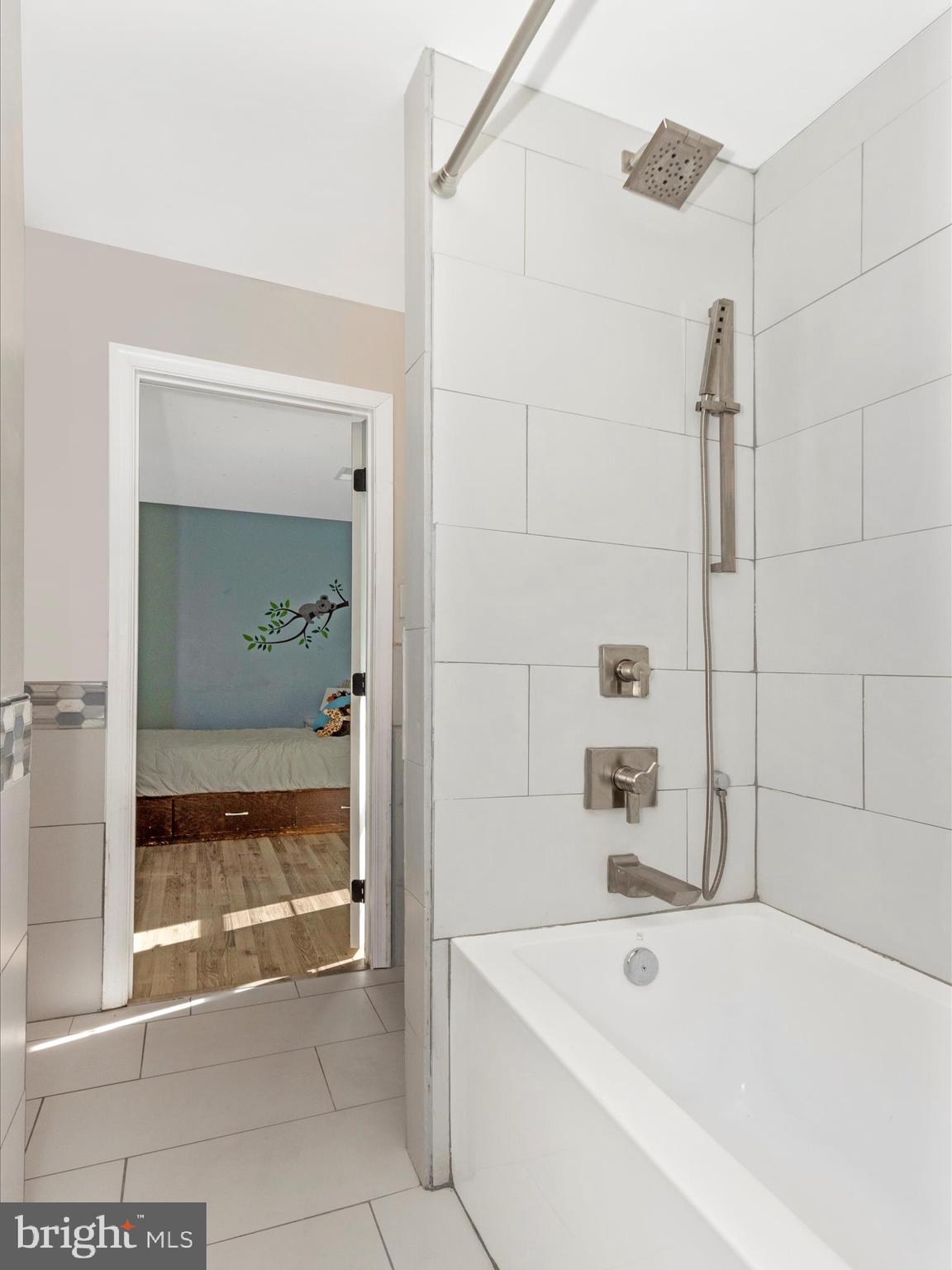 6328 Yeagertown Road New Market, MD 21774 - Photo 29 of 59 Jack & Jill Bath