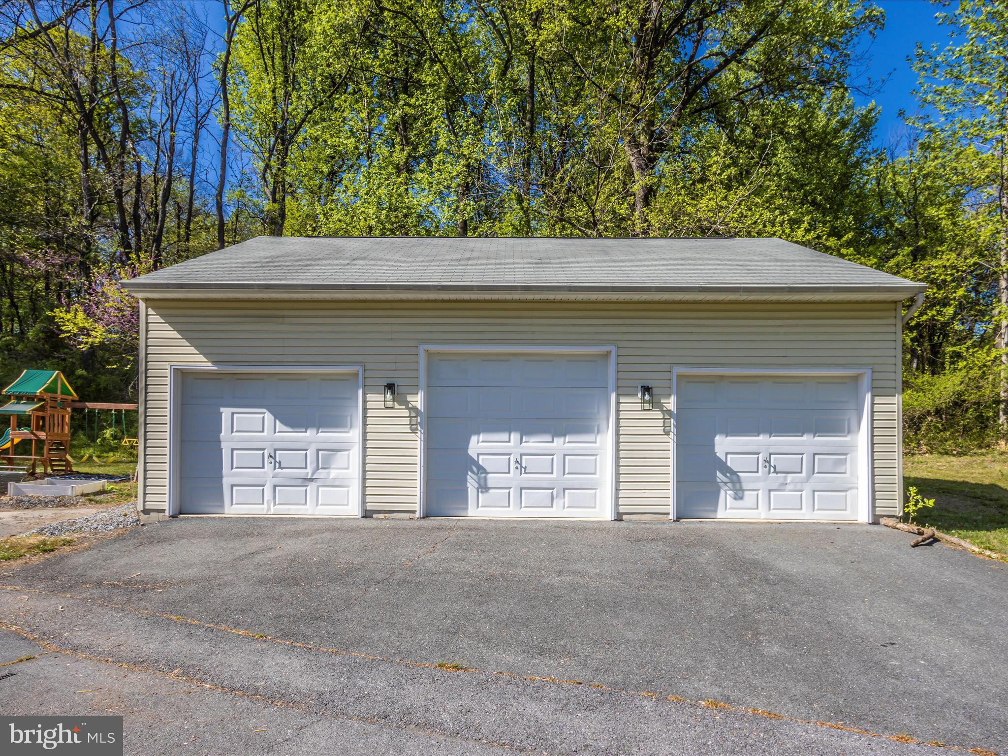 6328 Yeagertown Road New Market, MD 21774 - Photo 42 of 59 Three -Car Garage