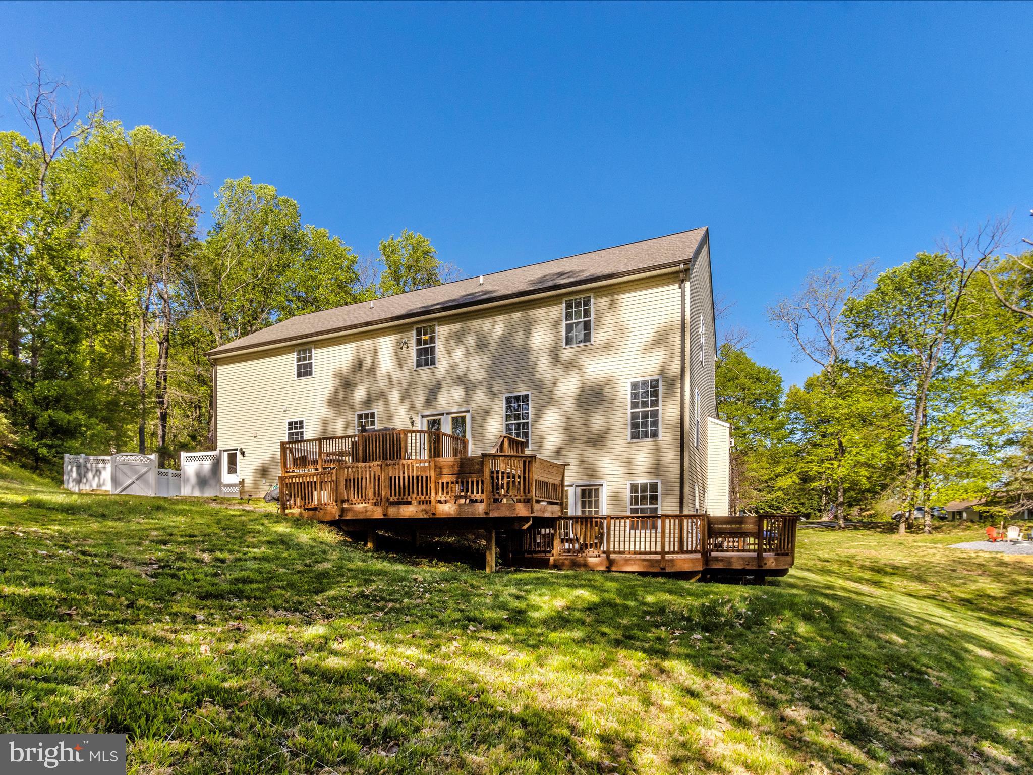 6328 Yeagertown Road New Market, MD 21774 - Photo 49 of 59 Multi-Level Deck