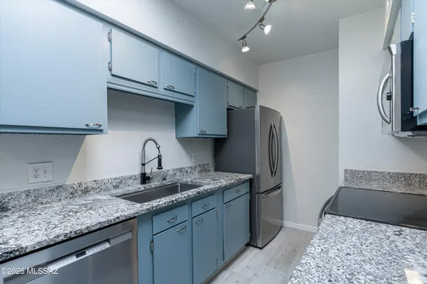 $200,000 | 9420 East Speedway Boulevard, Unit 24, Tucson, AZ 85710