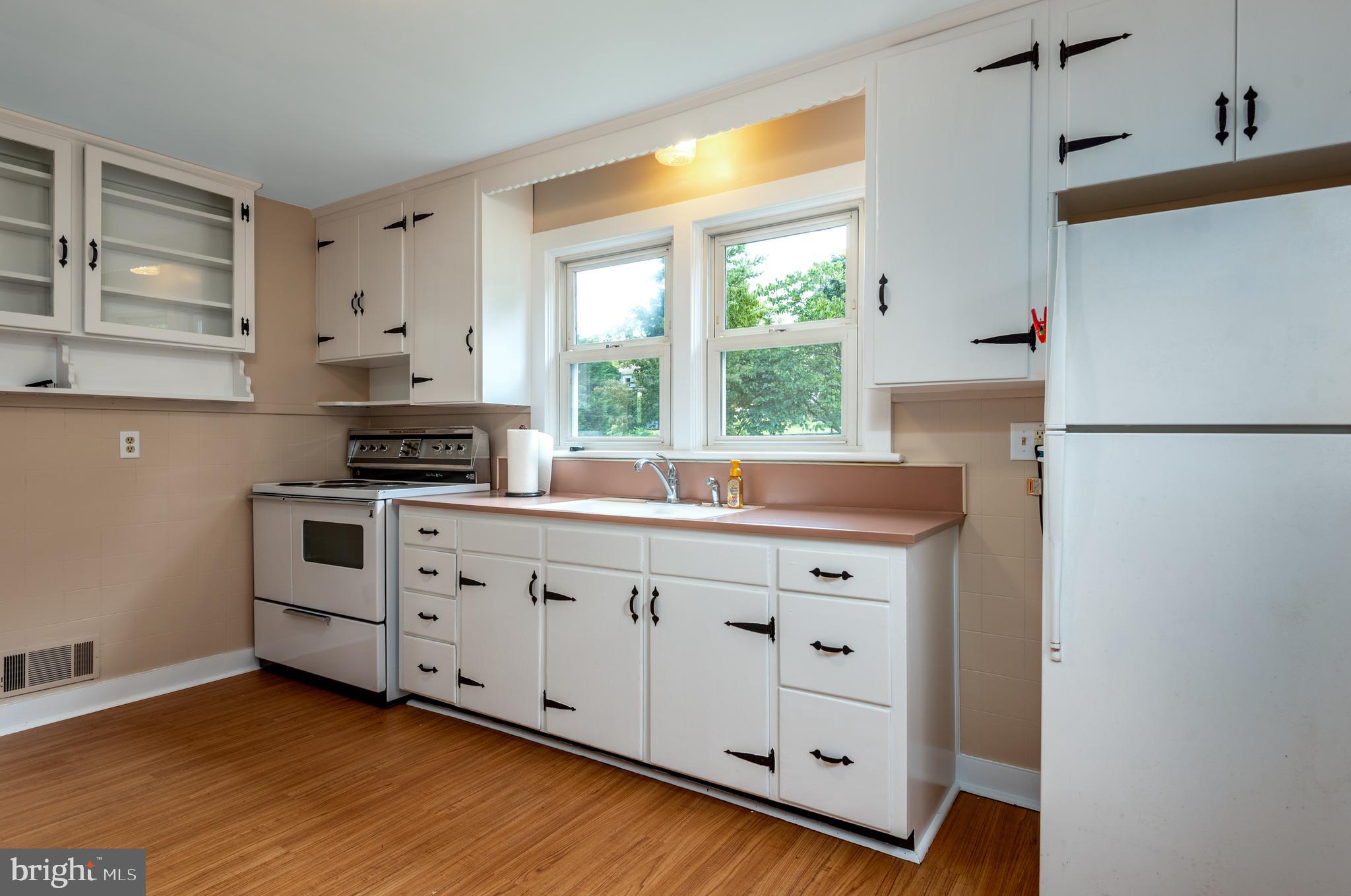 1477 Lutztown Road Boiling Springs, PA 17007 - Photo 14 of 36 Gallery Image 14