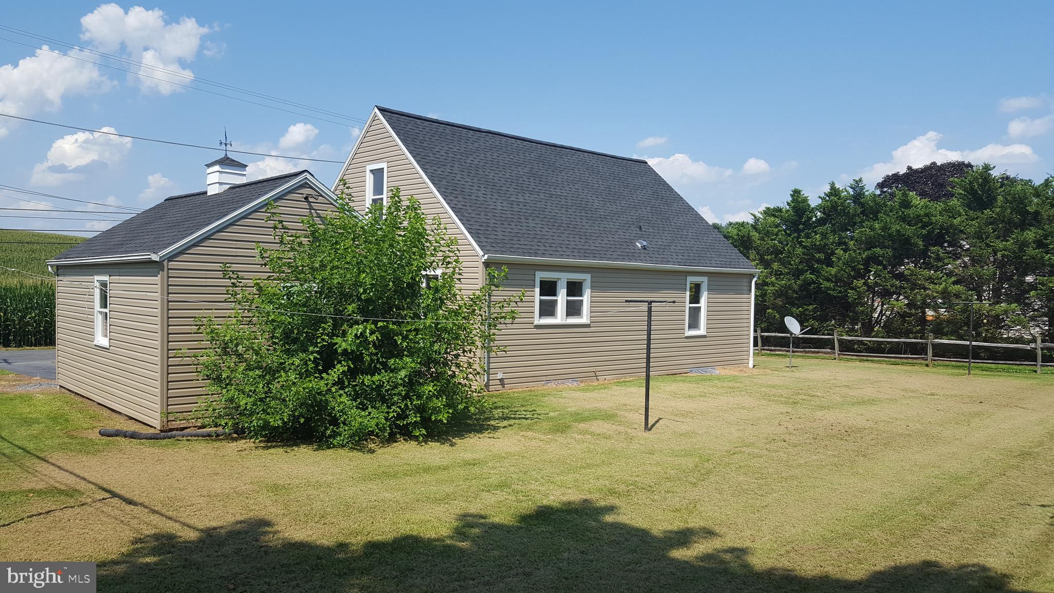 1477 Lutztown Road Boiling Springs, PA 17007 - Photo 3 of 36 Nice size backyard