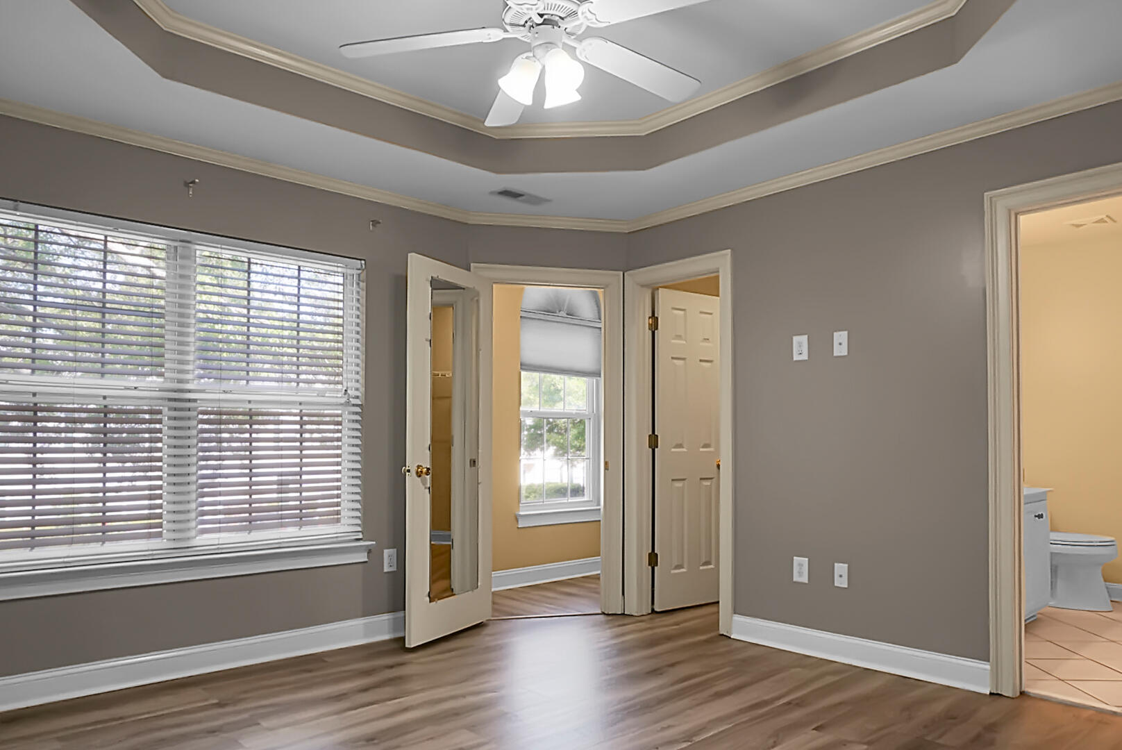 1545 Ashley River Road, Unit 2Q Charleston, SC 29407 - Photo 19 of 29 1545 Ashley Rd8
