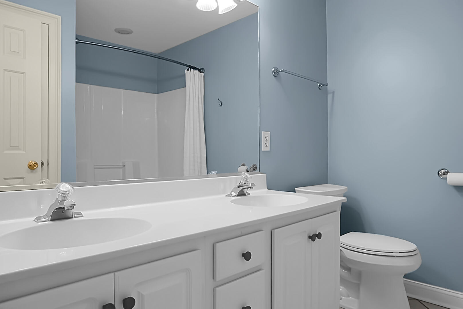 1545 Ashley River Road, Unit 2Q Charleston, SC 29407 - Photo 23 of 29 1545 Ashley Rd12