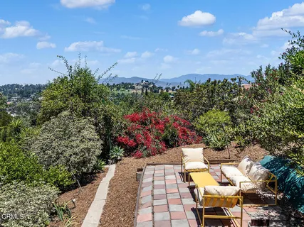 $1,049,000 | 2537 Crestmoore Place, Los Angeles, CA 90065