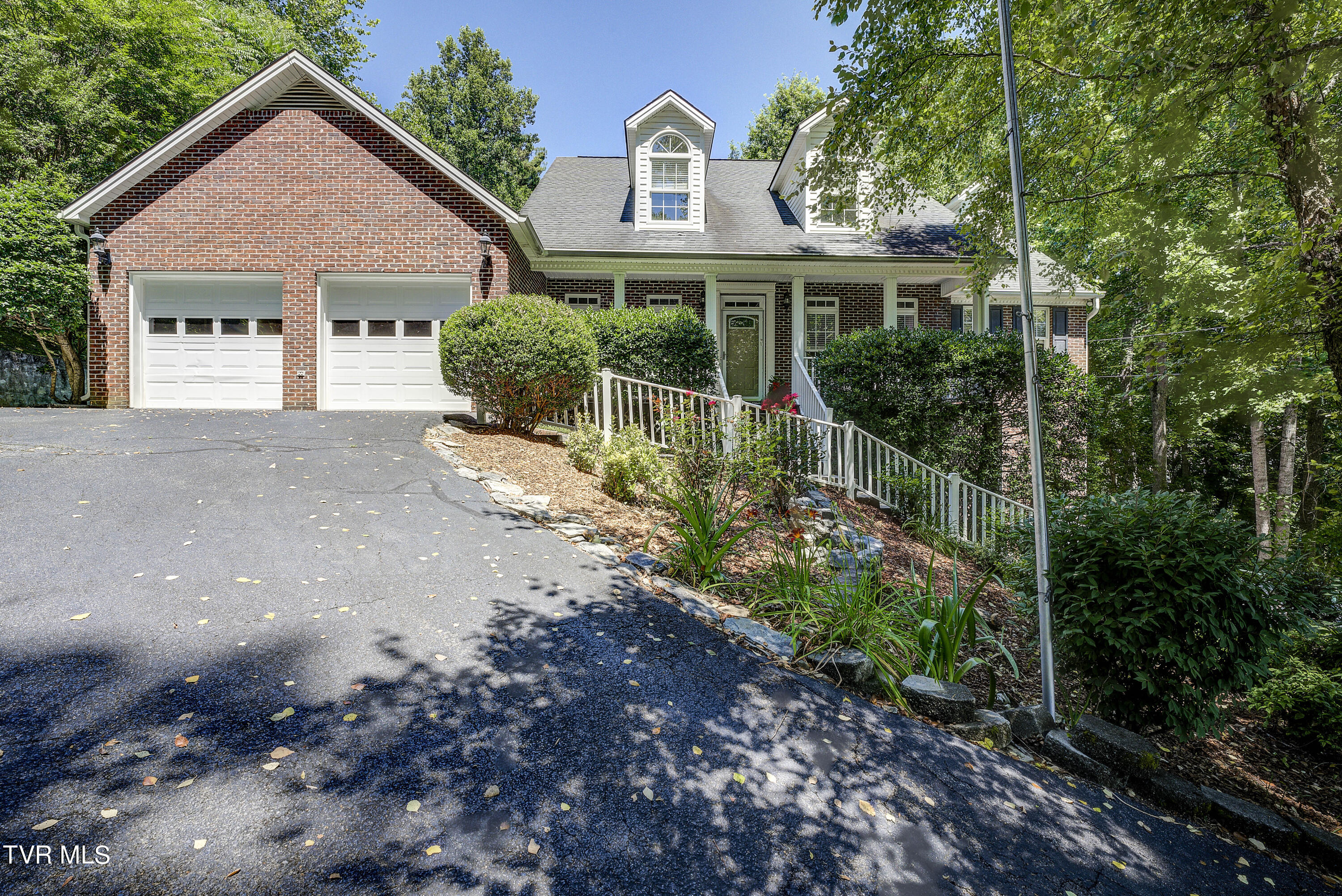 110 Hidden Valley Road Johnson City, TN 37601 - Photo 1 of 69 HIdden-66