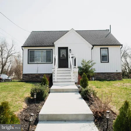 $3,000 | 70 Sartori Avenue, Mount Ephraim, NJ 08059