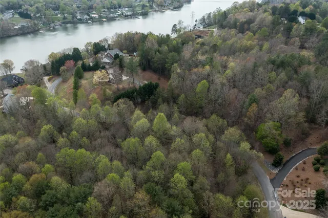 $60,000 | 0 Crown Terrace, Hickory, NC 28601