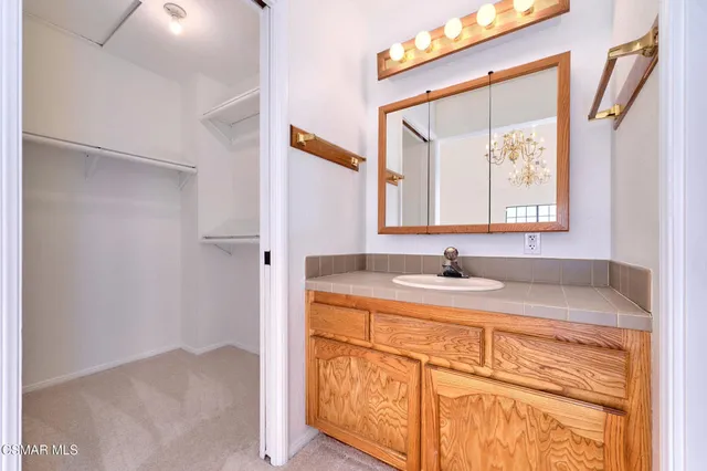 $2,250,000 | 751 Wildwood Avenue, Thousand Oaks, CA 91360