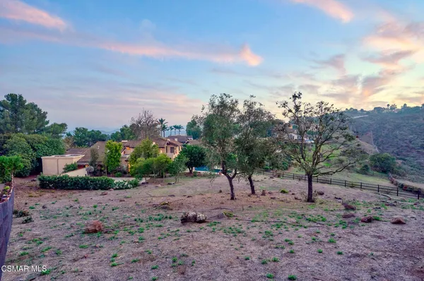 $2,150,000 | 751 Wildwood Avenue, Thousand Oaks, CA 91360