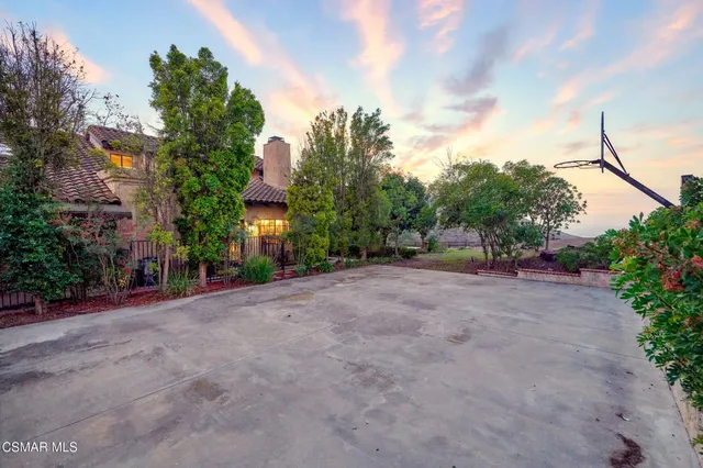 $2,250,000 | 751 Wildwood Avenue, Thousand Oaks, CA 91360