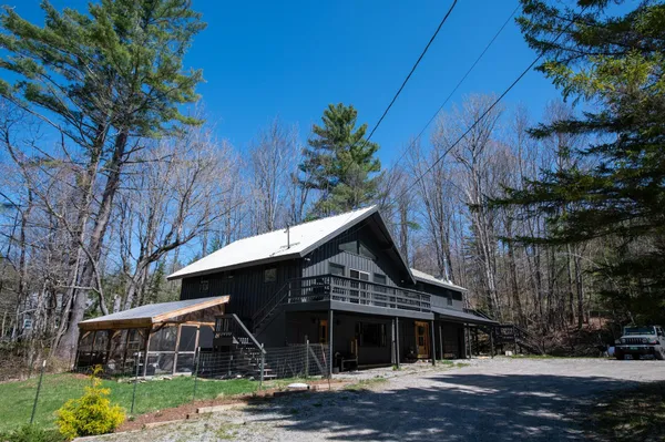 $649,000 | 1161 Little Pond Road, Londonderry, VT 05148
