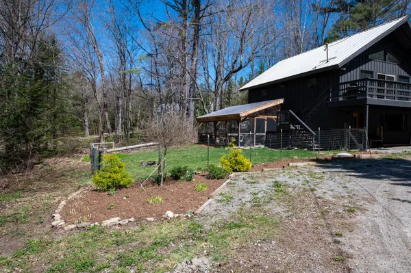 $649,000 | 1161 Little Pond Road, Londonderry, VT 05148