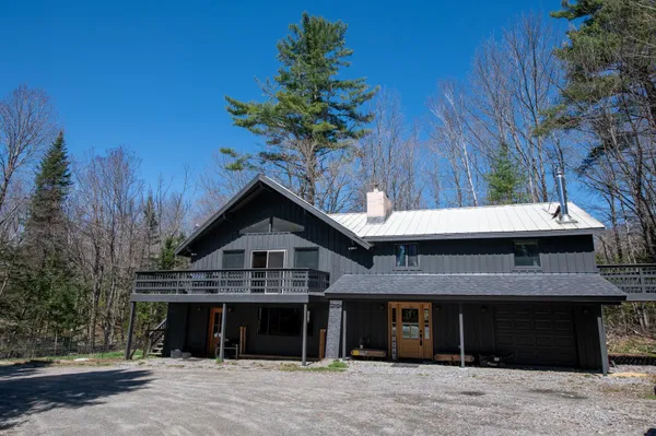 $649,000 | 1161 Little Pond Road, Londonderry, VT 05148