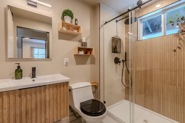 $695,000 | 1161 Little Pond Road, Londonderry, VT 05148