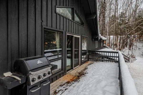 $695,000 | 1161 Little Pond Road, Londonderry, VT 05148