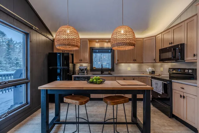 $705,000 | 1161 Little Pond Road, Londonderry, VT 05148