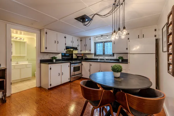 $695,000 | 1161 Little Pond Road, Londonderry, VT 05148