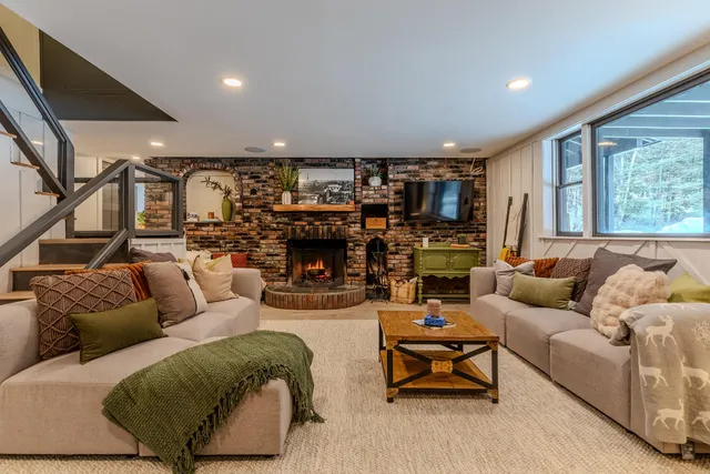 $705,000 | 1161 Little Pond Road, Londonderry, VT 05148