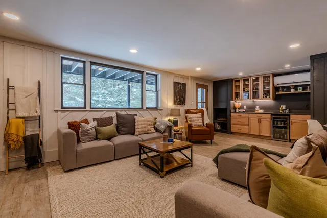 $705,000 | 1161 Little Pond Road, Londonderry, VT 05148