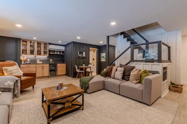 $695,000 | 1161 Little Pond Road, Londonderry, VT 05148