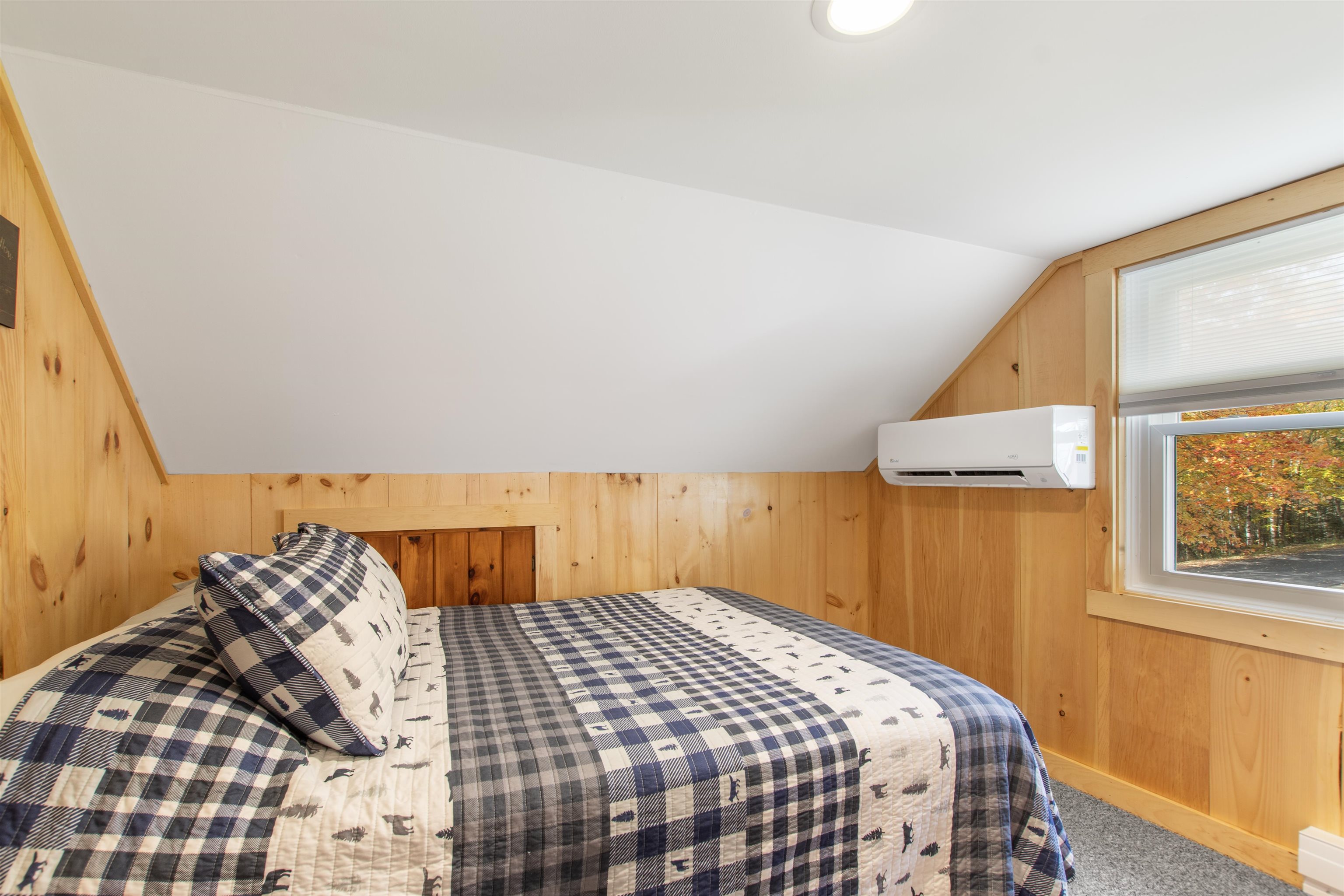 185 Fish Pond Road Columbia, NH 03576 - Photo 18 of 31