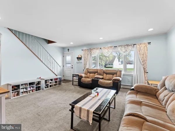 $449,995 | 21 Viewpoint Lane, Levittown, PA 19054