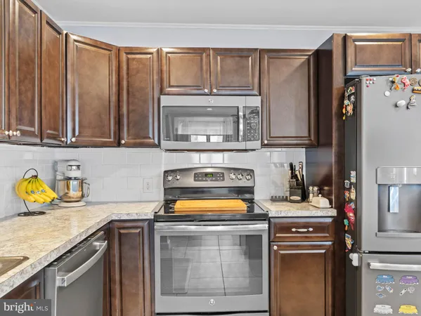 $449,995 | 21 Viewpoint Lane, Levittown, PA 19054