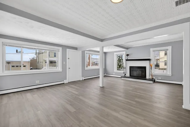 $439,900 | 36 Essex Street, Manchester, NH 03102