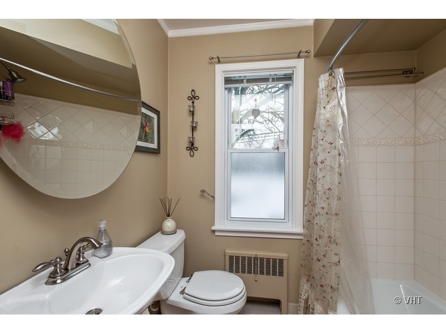 2144 Central Road Glenview, IL 60025 - Photo 8 of 16 Gallery Image 8