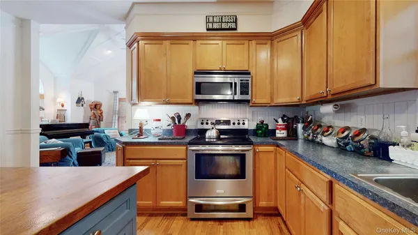 a black and white checkered floor with a black white checkered floor