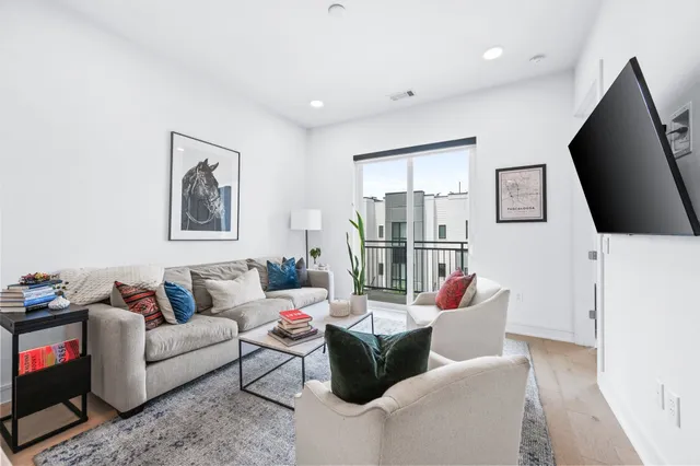 $375,000 | 1125 10th Avenue North, Unit 311, Nashville, TN 37208