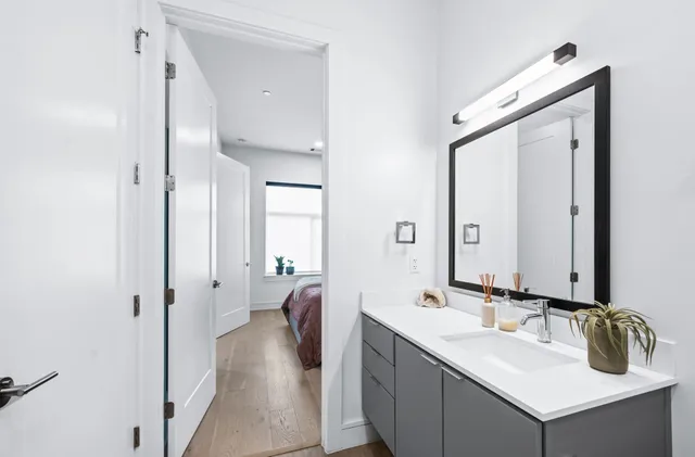 $375,000 | 1125 10th Avenue North, Unit 311, Nashville, TN 37208