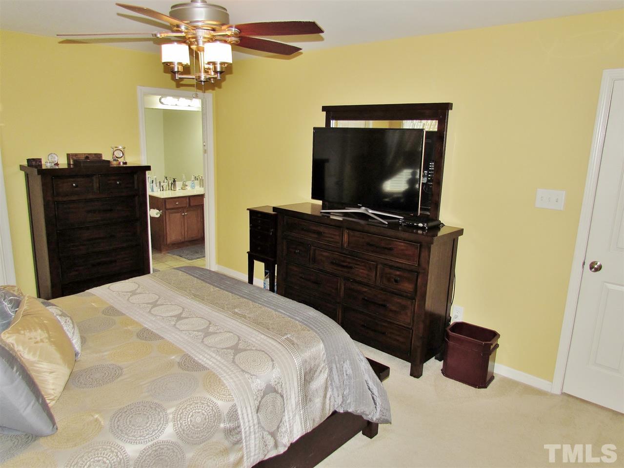 5110 Thornton Knoll Way Raleigh, NC 27616 - Photo 19 of 30