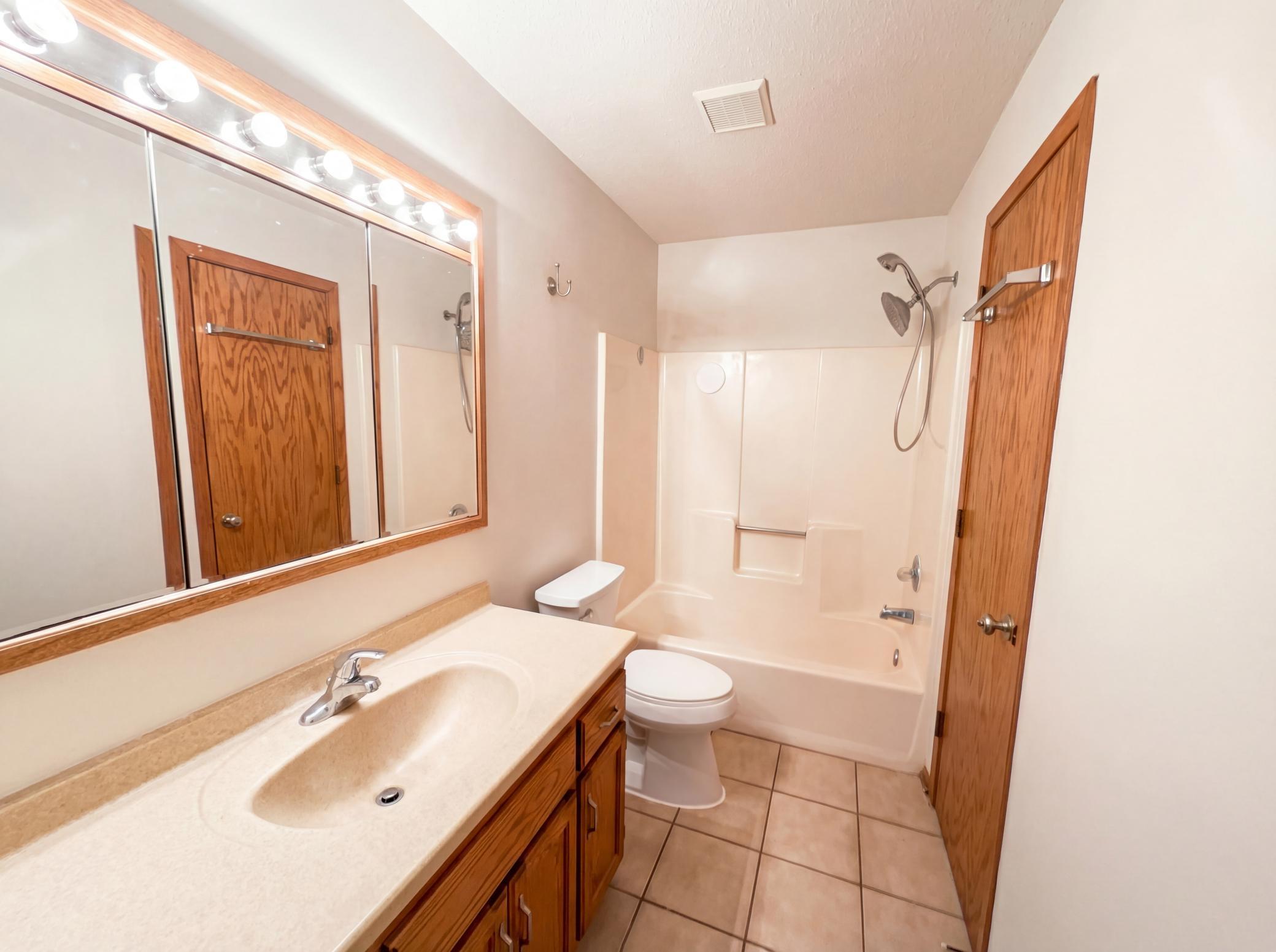 209 Grand Avenue Northeast St. Michael, MN 55376 - Photo 16 of 22