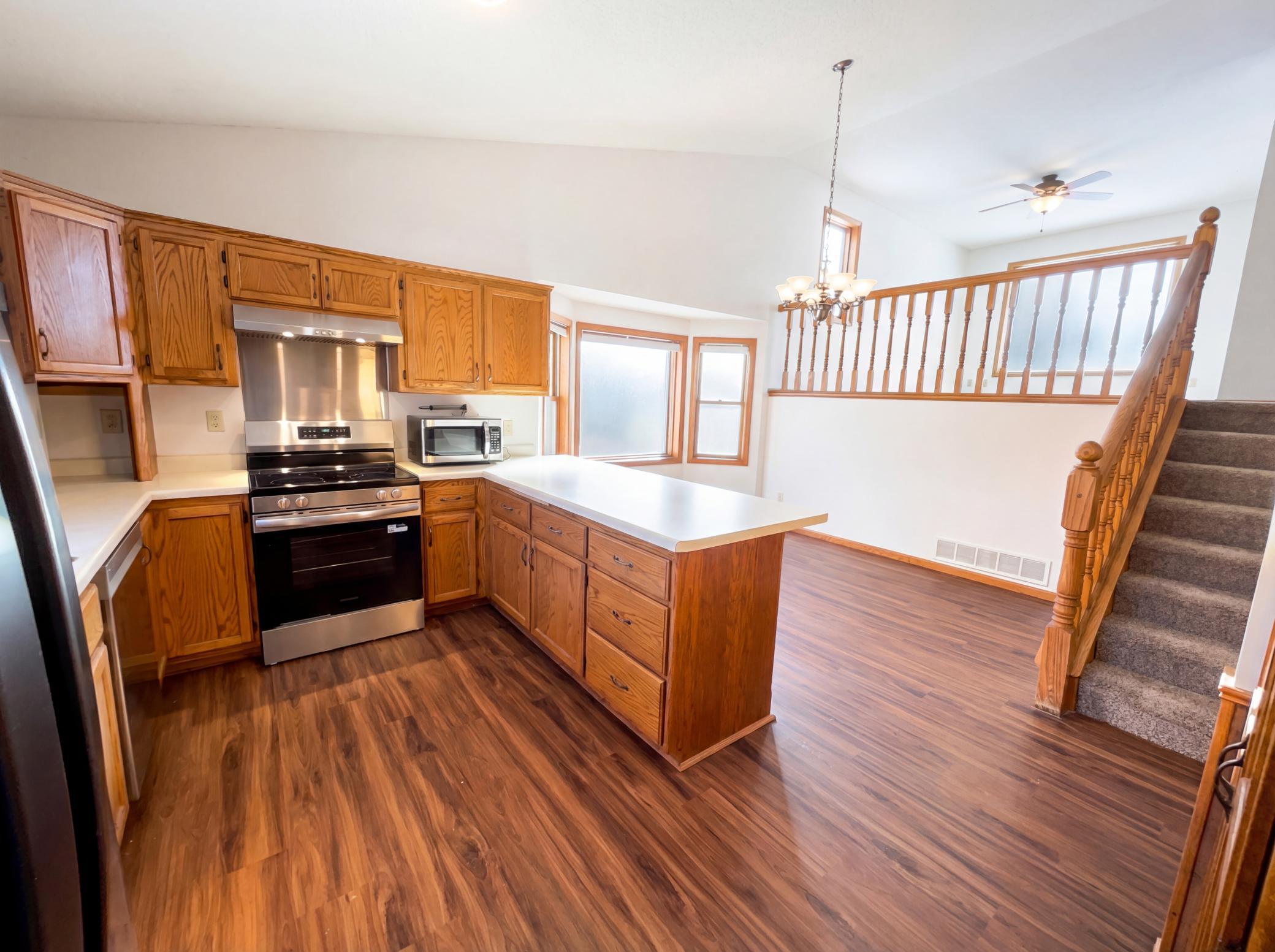 209 Grand Avenue Northeast St. Michael, MN 55376 - Photo 6 of 22