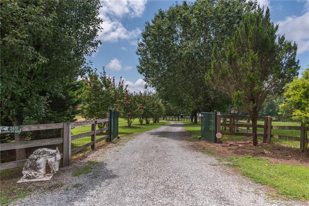 2470 Landrum Mill Road Campobello, SC 29322 - Photo 2 of 38