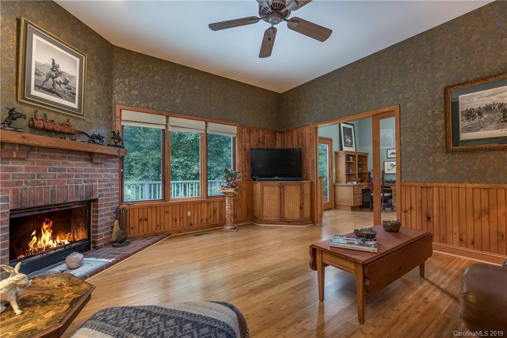 2470 Landrum Mill Road Campobello, SC 29322 - Photo 19 of 38