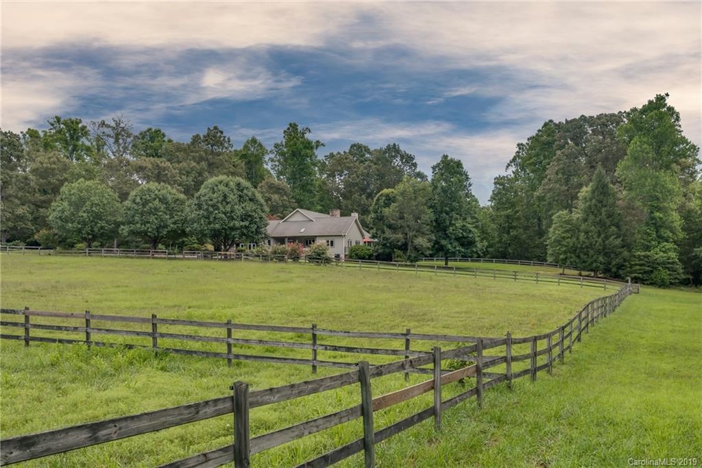 2470 Landrum Mill Road Campobello, SC 29322 - Photo 27 of 38