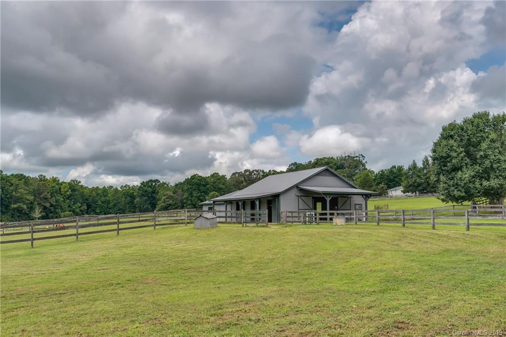 2470 Landrum Mill Road Campobello, SC 29322 - Photo 30 of 38
